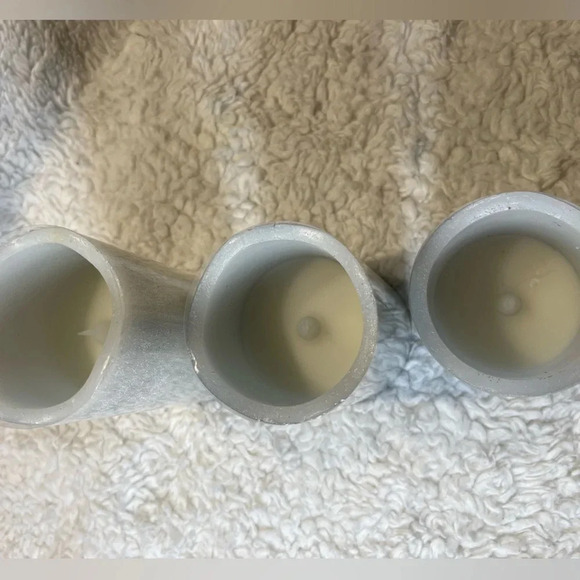 Flameless Candles set of Three with remote. In the box never been used. - Picture 6 of 14